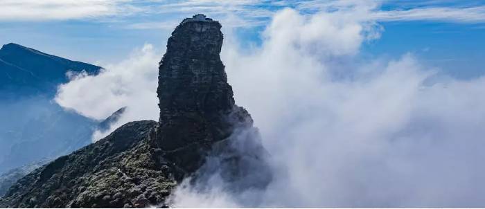  【2020春節(jié)】玩遍貴州 西江千戶苗寨 梵凈山—侗寨黎平侗寨 堂安梯田 荔波小七孔 安順黃果樹大瀑布 青巖古鎮(zhèn) 體驗(yàn)少數(shù)民族風(fēng)情7天游