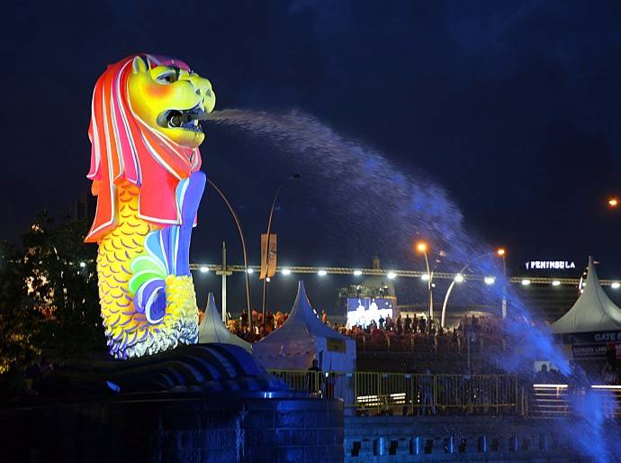 新馬五星旅游 新加坡-伊麗莎白公園-魚尾獅-新加坡游河-環(huán)球影城-新山-馬六甲-波德申吉隆坡高塔-國家皇宮-太子城-首相公署-十里胡同天游